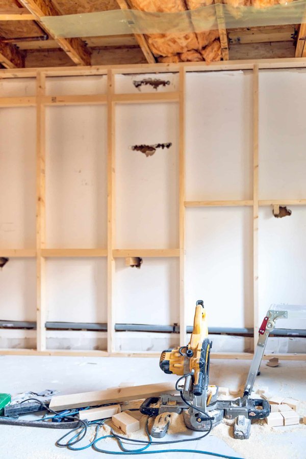 How to Create a Deconstructed Strawberry Shortcake with a Modern Presentation?